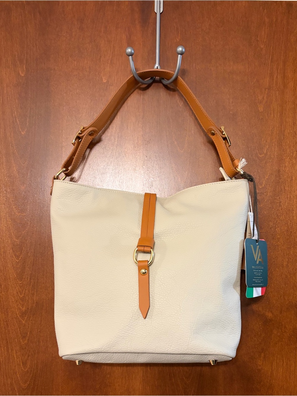 New Valentina Cream Pebble Leather Hobo Shoulder Tote Bag - Made in Italy